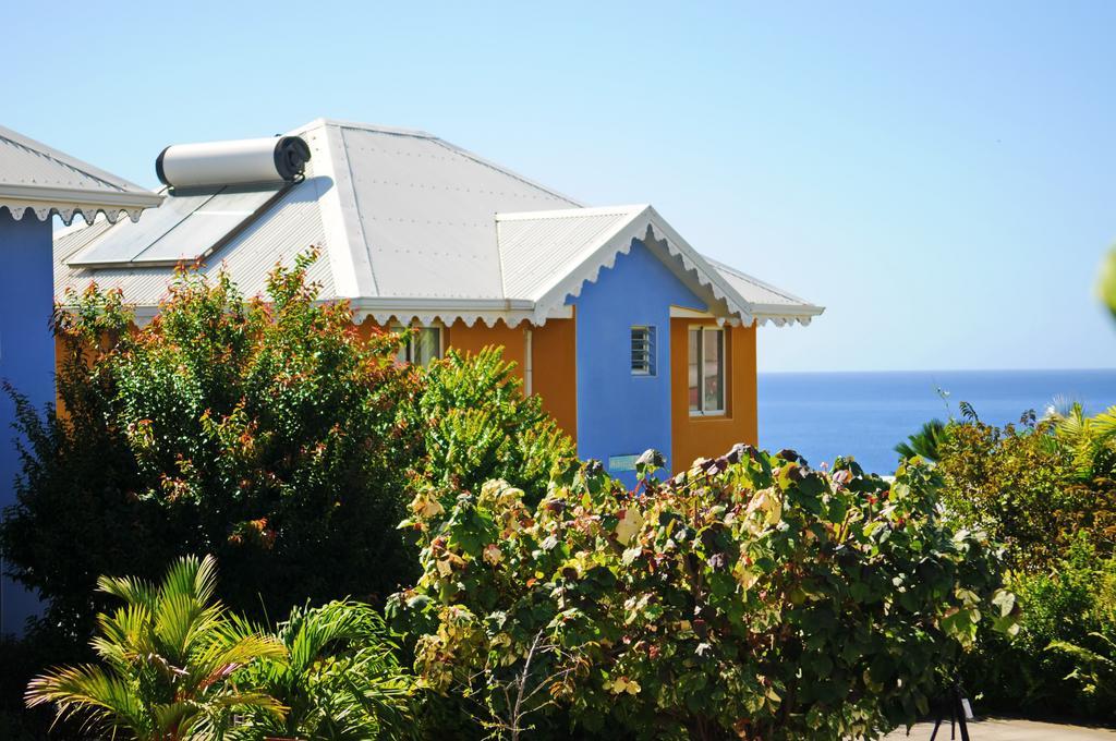 Hotel Village Pomme Cannelle 3 Etoiles Le Precheur Exterior photo
